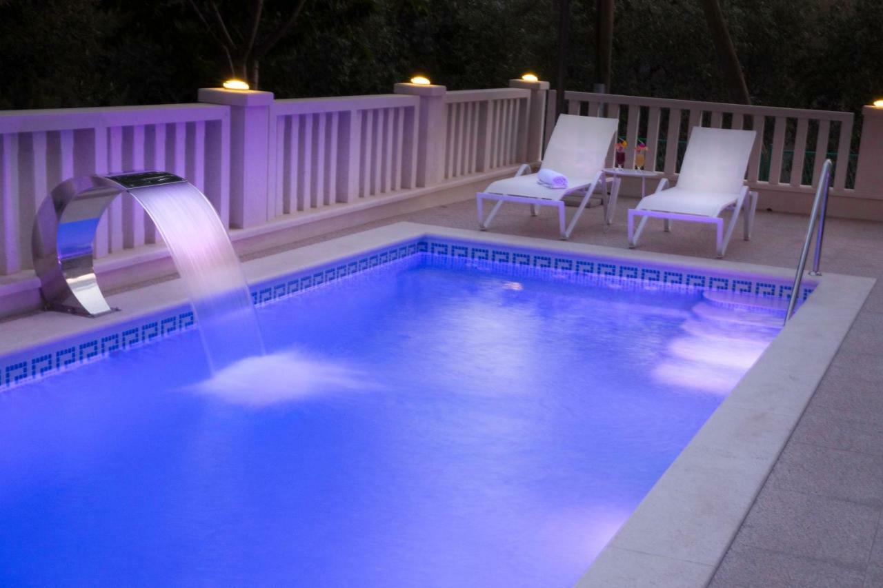 Villa Apartments Art Trogir Bagian luar foto